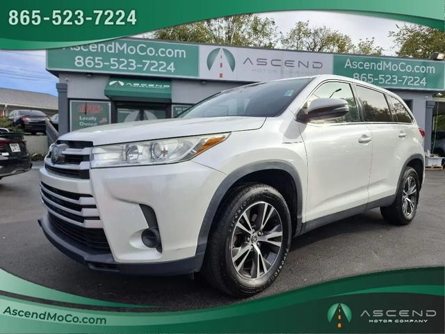 2019 Toyota Highlander LE FWD photo