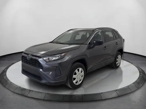 2019 Toyota RAV4 LE FWD photo