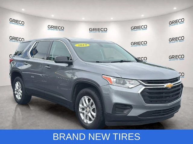 2019 Chevrolet Traverse LS FWD photo