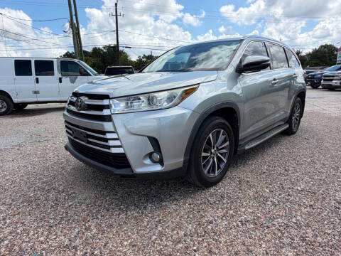 2019 Toyota Highlander XLE FWD photo