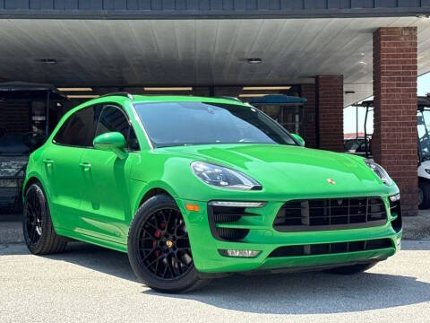 2018 Porsche Macan GTS AWD photo