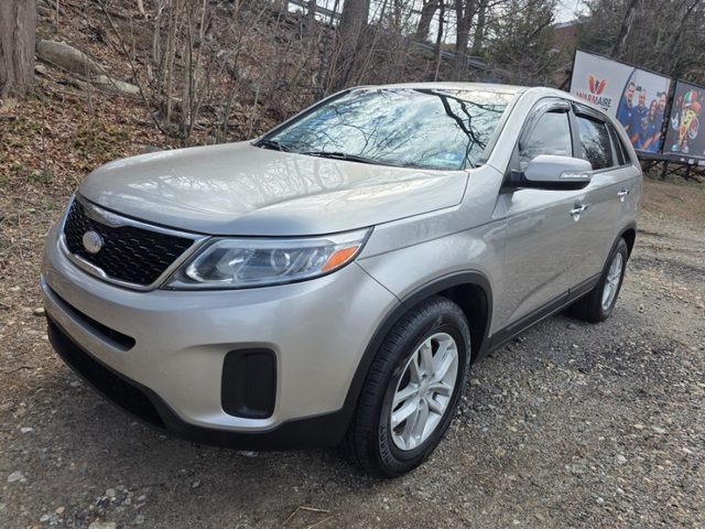 2015 Kia Sorento LX FWD photo