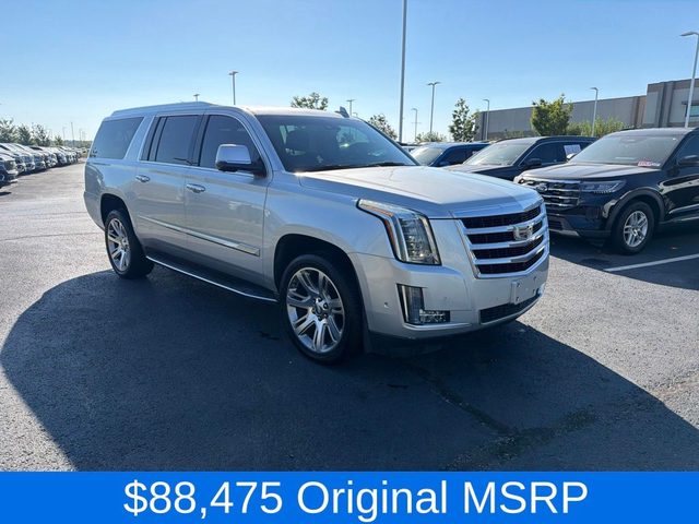 2019 Cadillac Escalade ESV Luxury 4WD photo