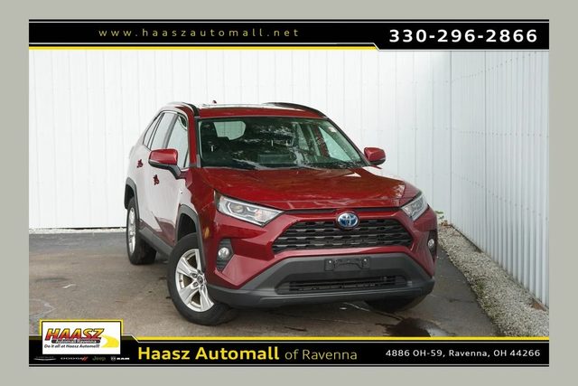 2019 Toyota RAV4 Hybrid XLE AWD photo