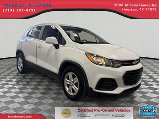2019 Chevrolet Trax LS FWD photo