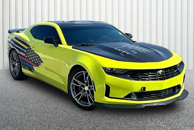 2019 Chevrolet Camaro 2LT RWD photo