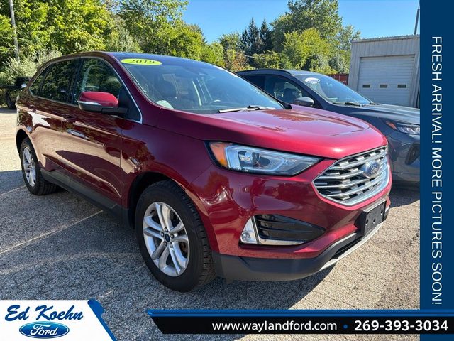 2019 Ford Edge SEL AWD photo