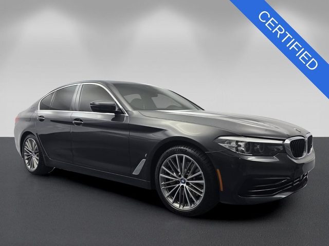2019 BMW 5 Series 530e iPerformance RWD photo