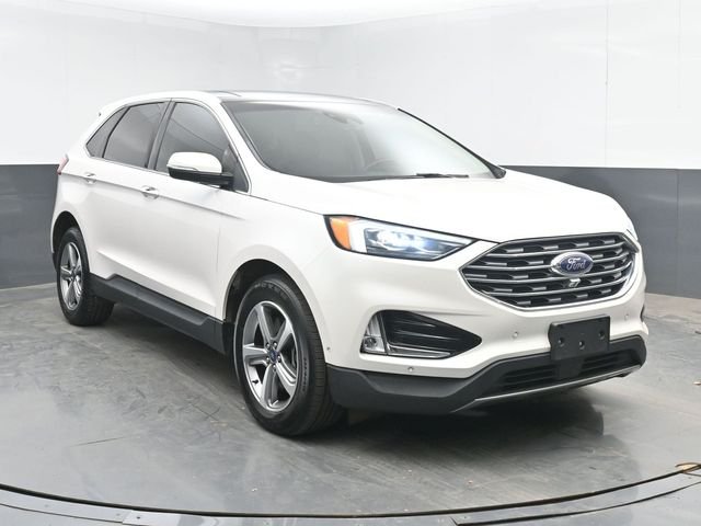 2019 Ford Edge Titanium AWD photo