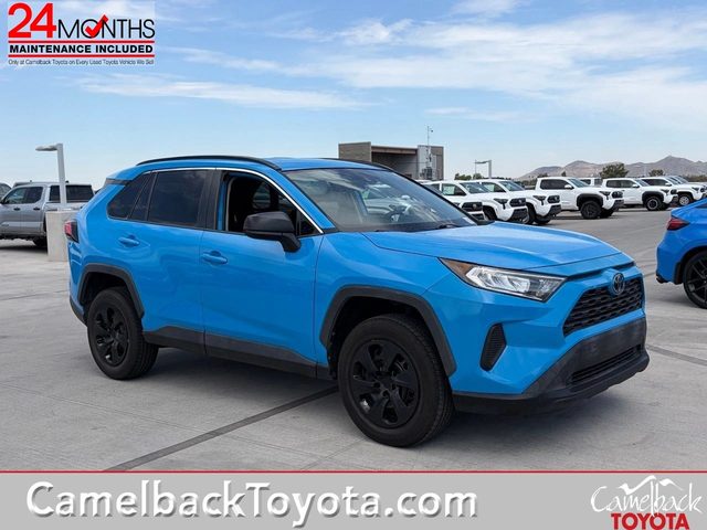 2019 Toyota RAV4 LE FWD photo
