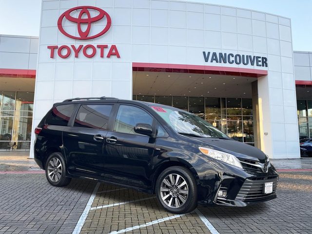 2020 Toyota Sienna XLE AWD photo