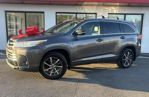 2018 Toyota Highlander XLE AWD photo