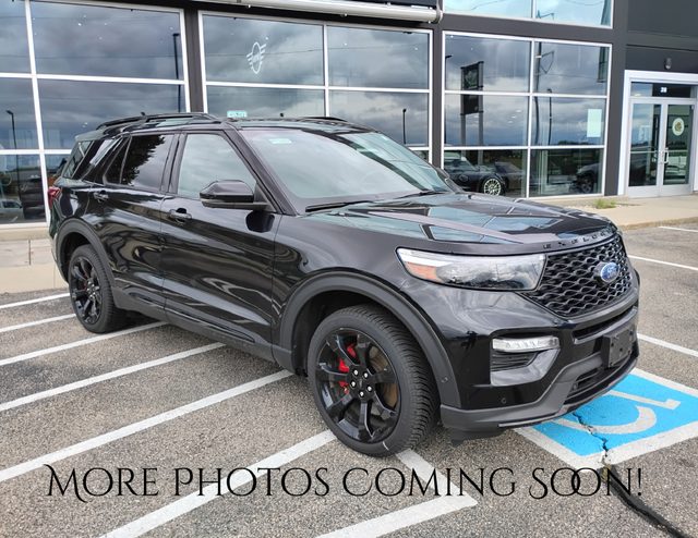 2020 Ford Explorer ST 4WD photo