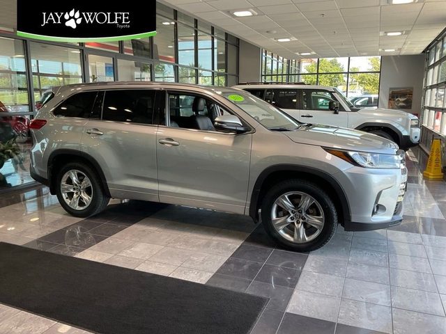 2019 Toyota Highlander Limited AWD photo