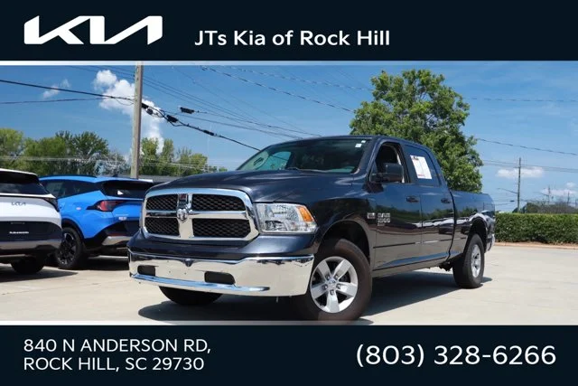 2019 Ram 1500 SLT 4WD photo