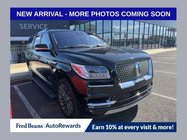 2019 Lincoln Navigator L Reserve 4WD photo
