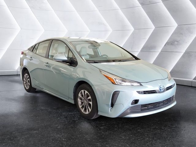 2019 Toyota Prius Limited FWD photo