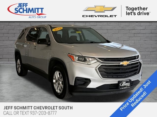 2019 Chevrolet Traverse LS FWD photo