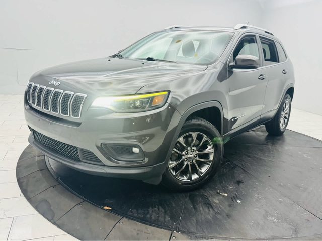 2019 Jeep Cherokee Latitude Plus 4WD photo