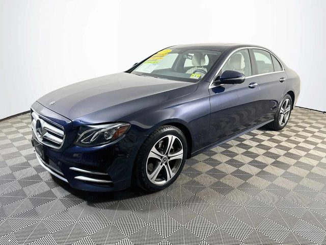2019 Mercedes-Benz E-Class E 300 AWD photo