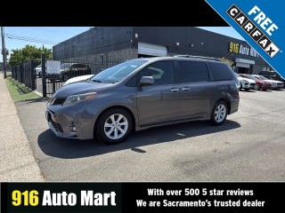 2020 Toyota Sienna SE FWD photo