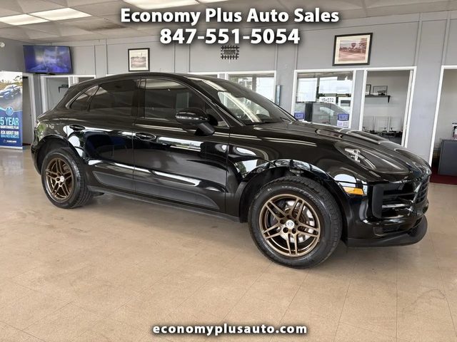2019 Porsche Macan AWD photo