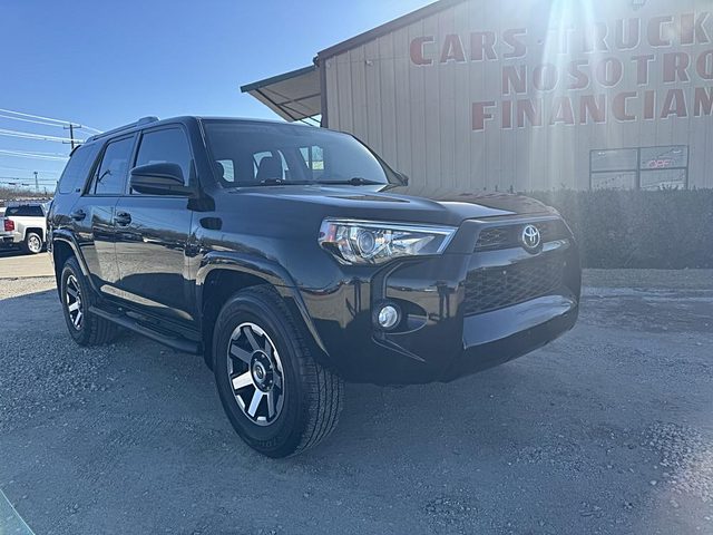 2018 Toyota 4Runner SR5 RWD photo