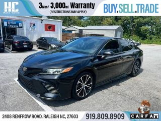 2019 Toyota Camry SE FWD photo