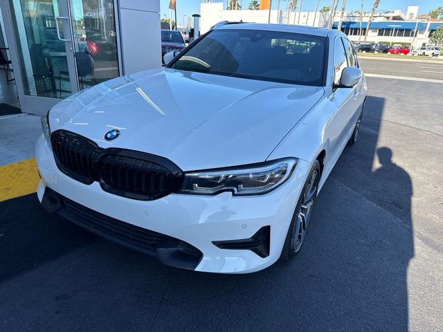 2019 BMW 3 Series 330i RWD photo