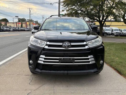 2019 Toyota Highlander XLE AWD photo