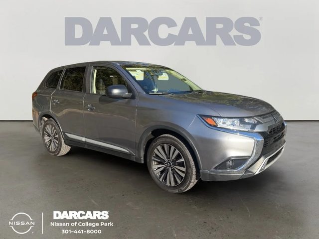 2019 Mitsubishi Outlander ES FWD photo