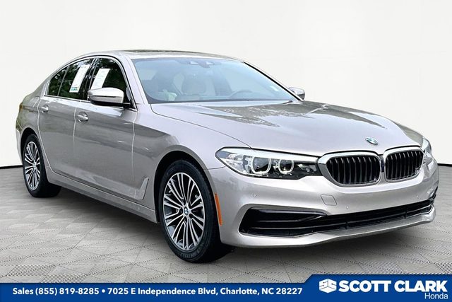 2019 BMW 5 Series 530i RWD photo