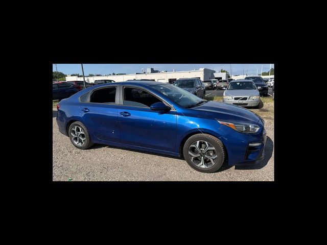 2019 Kia Forte LXS FWD photo