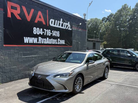 2019 Lexus ES ES 300h Luxury FWD photo
