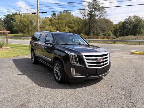 2019 Cadillac Escalade ESV Premium Luxury 4WD photo