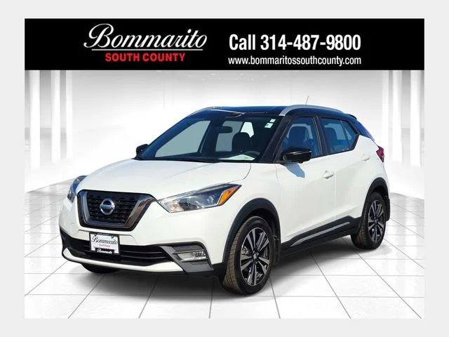 2019 Nissan Kicks SR FWD photo