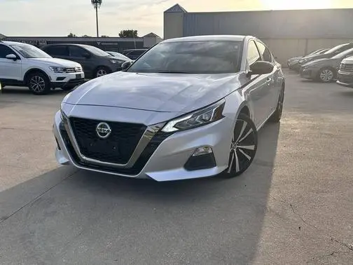 2019 Nissan Altima 2.5 SR FWD photo