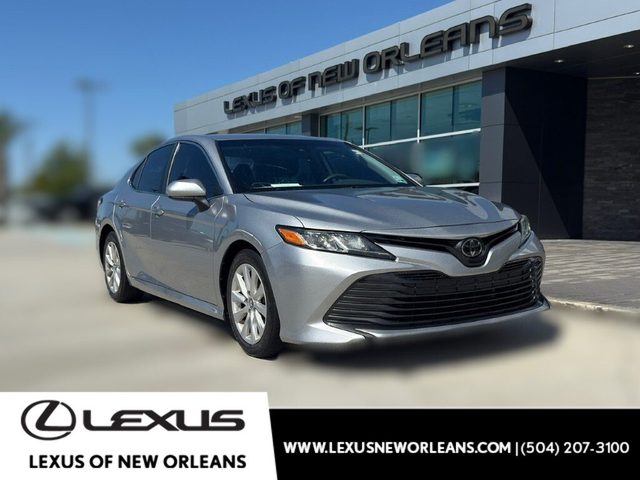 2019 Toyota Camry LE FWD photo