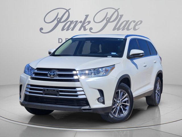 2019 Toyota Highlander XLE FWD photo
