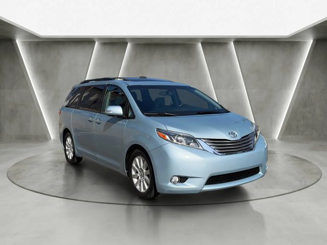 2015 Toyota Sienna LTD FWD photo