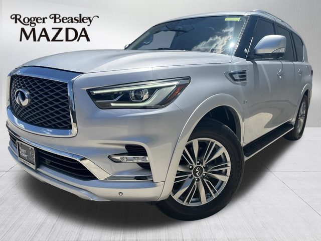 2018 Infiniti QX80 RWD photo