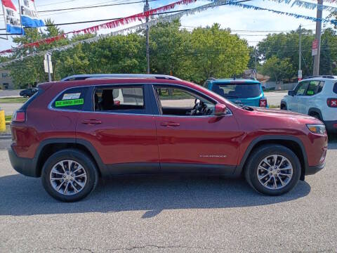 2019 Jeep Cherokee Latitude Plus 4WD photo