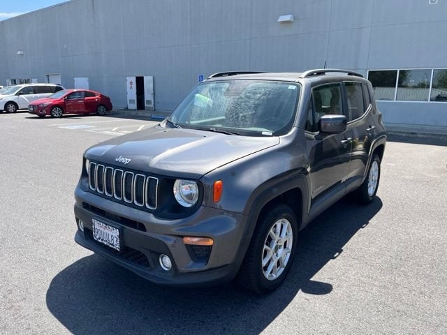 2019 Jeep Renegade Latitude 4WD photo