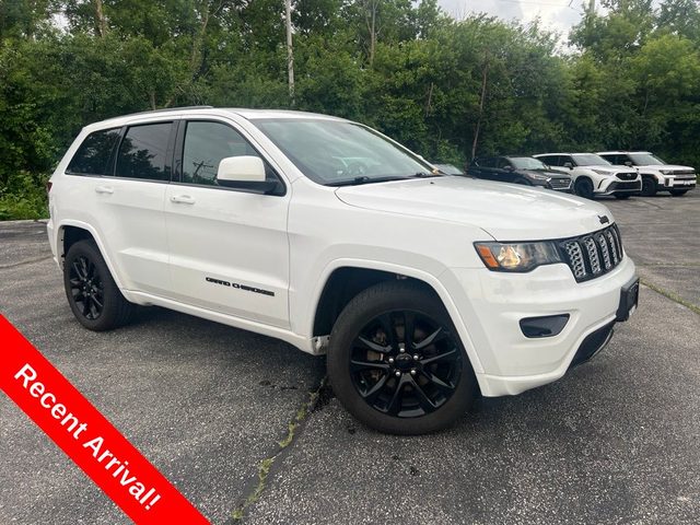 2019 Jeep Grand Cherokee Altitude 4WD photo