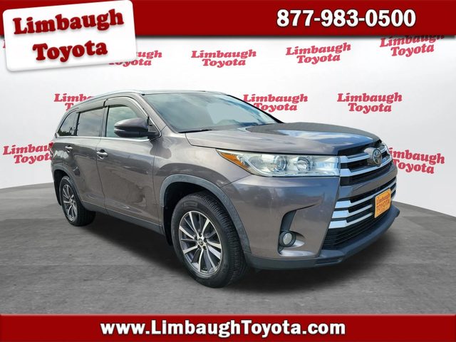 2019 Toyota Highlander XLE AWD photo