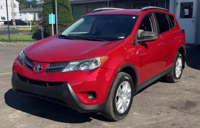 2015 Toyota RAV4 LE AWD photo