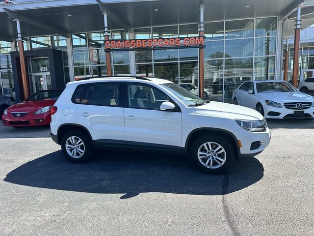 2016 Volkswagen Tiguan S FWD photo