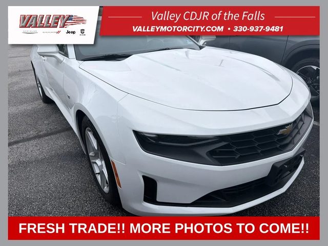 2019 Chevrolet Camaro 1LT RWD photo