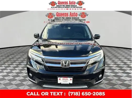 2019 Honda Pilot Touring 8-Passenger AWD photo