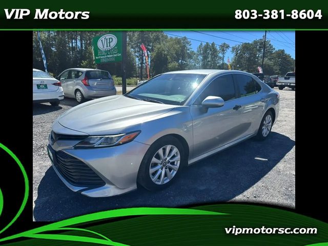 2018 Toyota Camry LE FWD photo